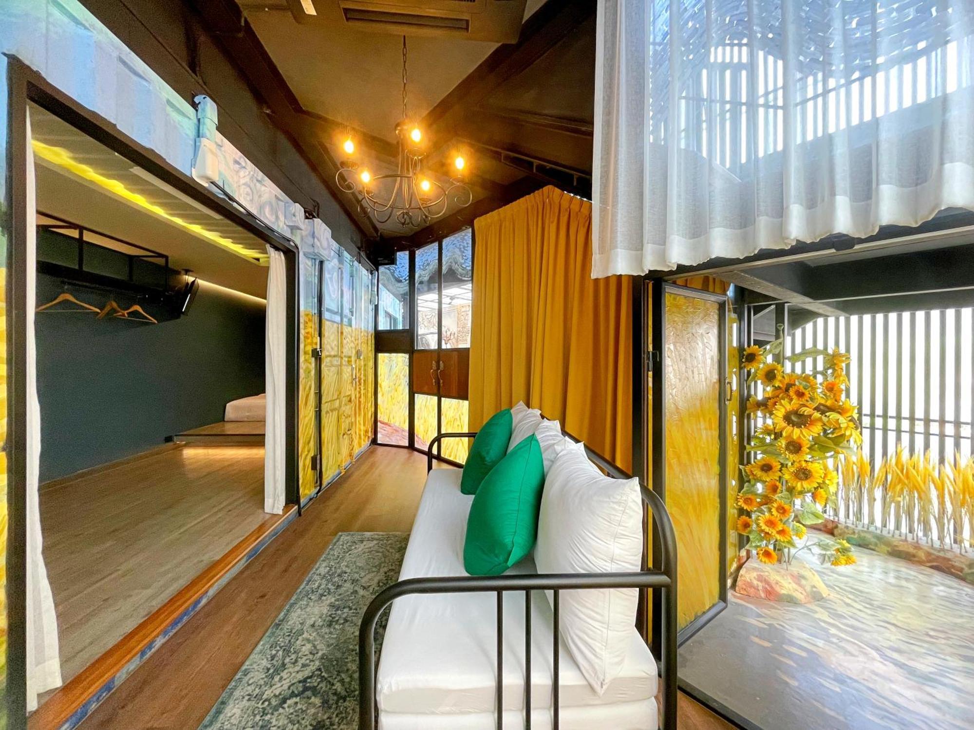 Nights In A Box Hotel Ban Muang  Szoba fotó